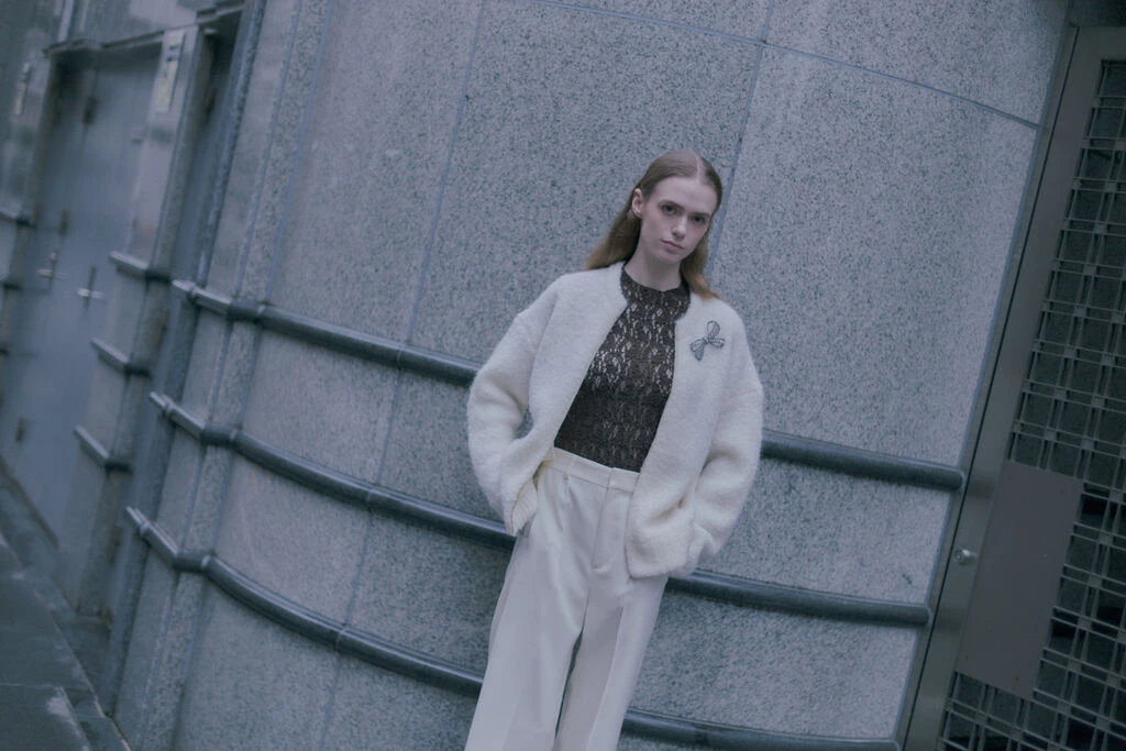10 OCTOBER COLLECTION Look